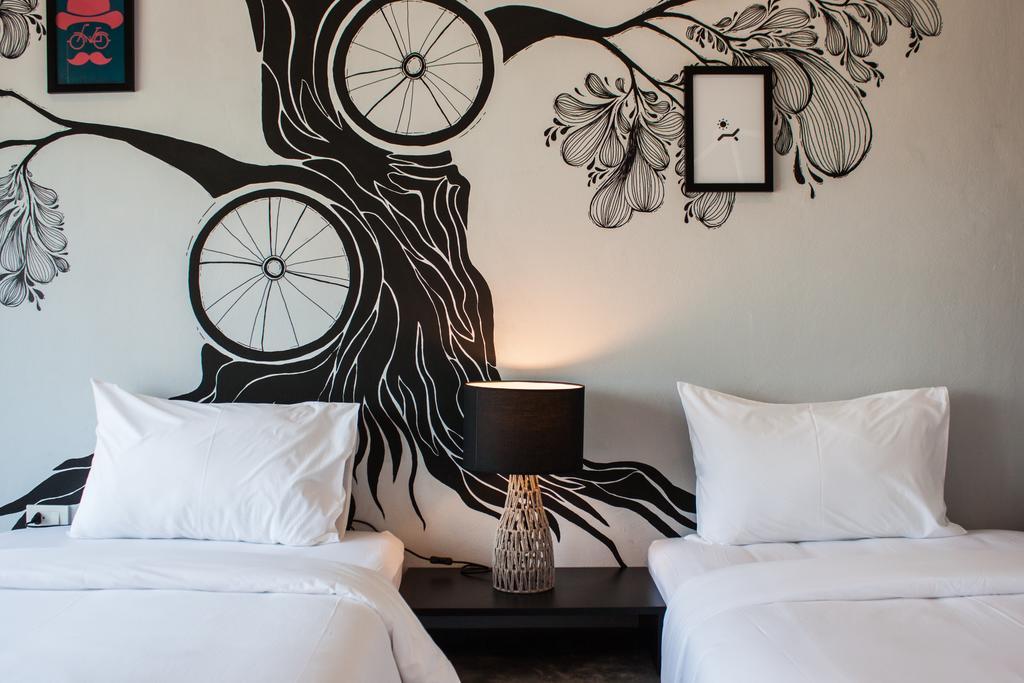 The Bike Loft Family Hostel HHQ Exterior foto