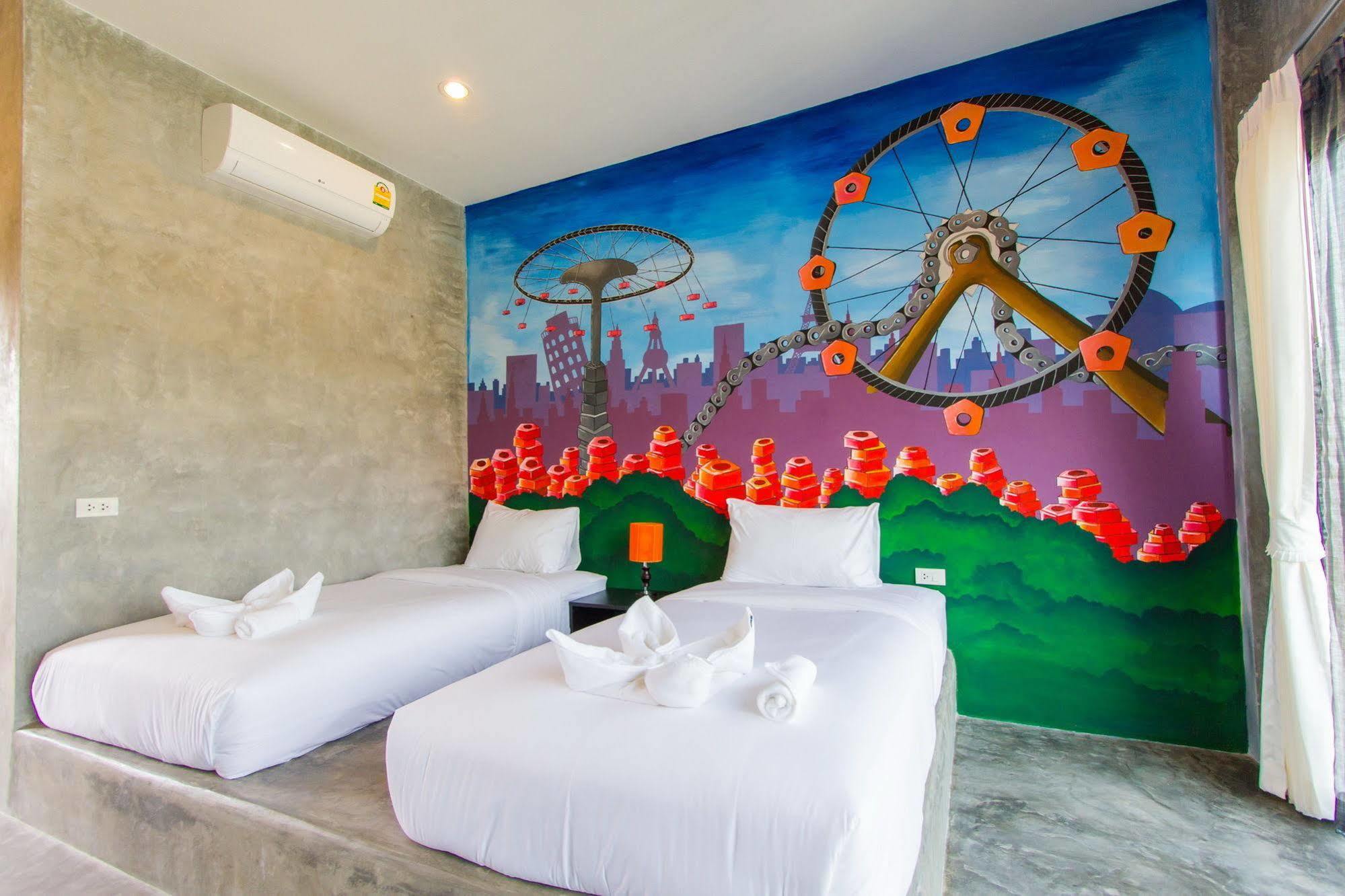 The Bike Loft Family Hostel HHQ Exterior foto